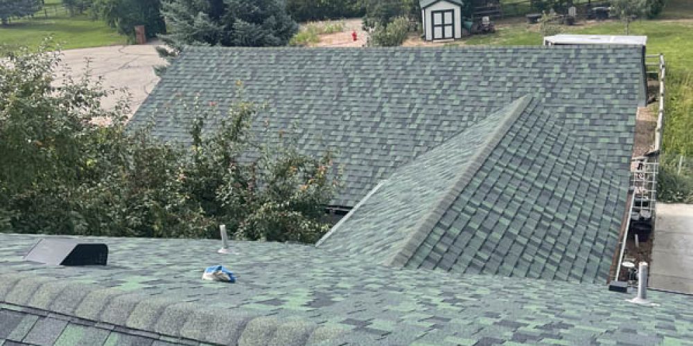 Greeley Roofing company replaces asphalt shingle roof